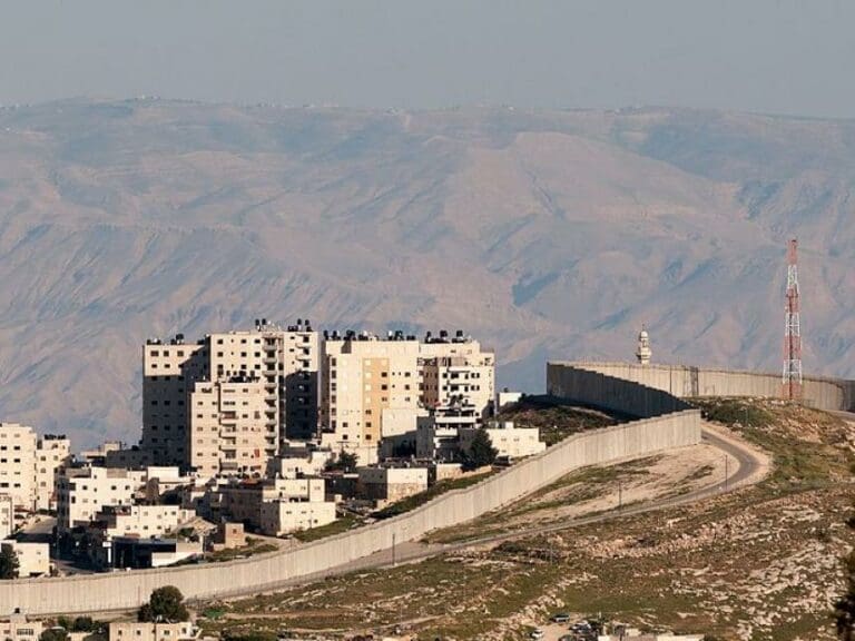Israel schiebt illegale Migranten ab — Bild: Ralf Roletschek / Wikimedia (GFDL-1.2)