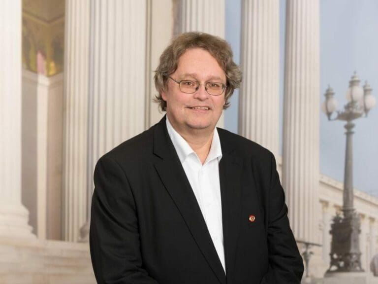 Liste Pilz sucht weiter einen Klubdirektor — Bild: CParlamentsdirektion / Photo Simonis