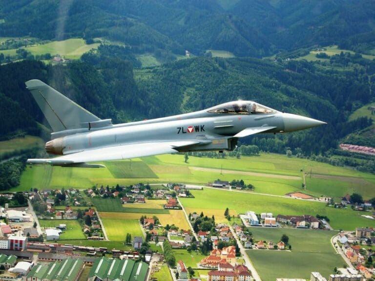 Nun kommt dritter Eurofighter-Ausschuss — Bild: unzensuriert.at