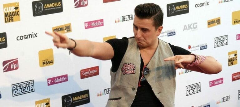 Gabalier bleibt bei Original-Hymne — Bild: Manfred Werner - Tsui / Wikimedia (CC BY-SA 3.0)