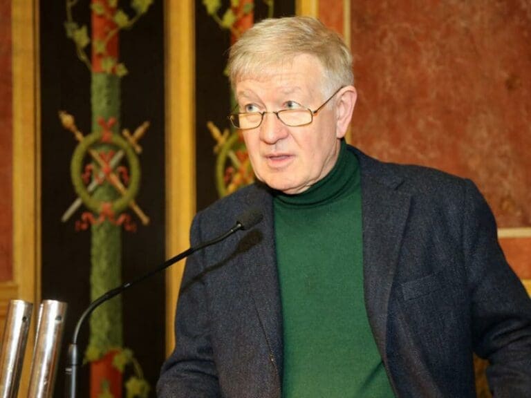 Falter-Herausgeber klagt sich selber an — Bild: Franz Johann Morgenbesser / Wikimedia  CC BY-SA 2.0