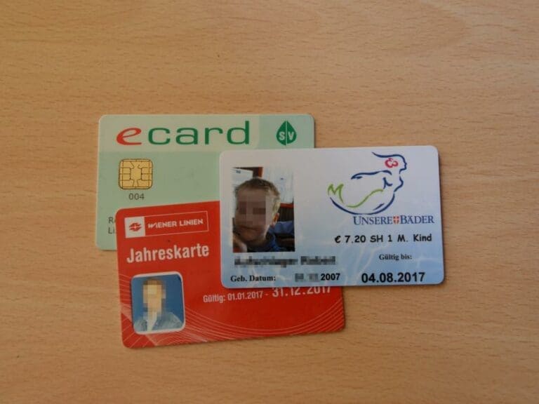 E-Card mit Foto - was ist daran so kompliziert? — Bild: Unzensuriert.at