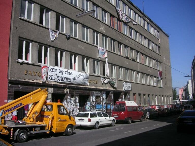 Nächstes Messerattentat in Wien-Favoriten — Bild: KF / wikimedia.org (PD-link)