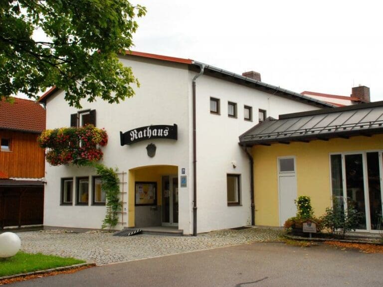 Afghanen fielen brutal über 16-Jährige her — Bild: Rudolph Buch / wikimedia.org (PD-self)