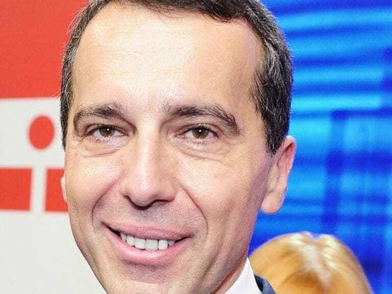 Kern bestellt neue EU-Sanktionen - FPÖ empört — Bild: SPÖ Presse und Kommunikation / Wikimedia CC BY-SA 2.0
