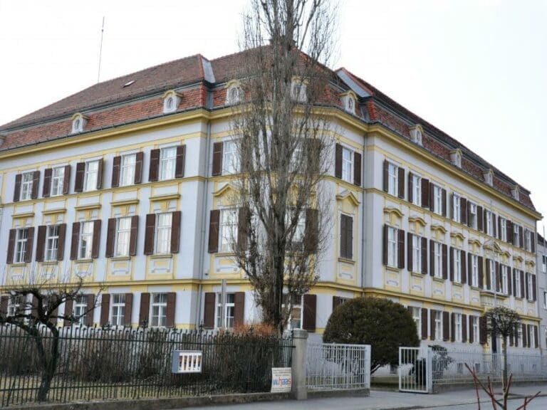 Schlafender Pensionist daheim überfallen — Bild: HGZ / wikimedia.org (CC-BY-SA-3.0-AT)