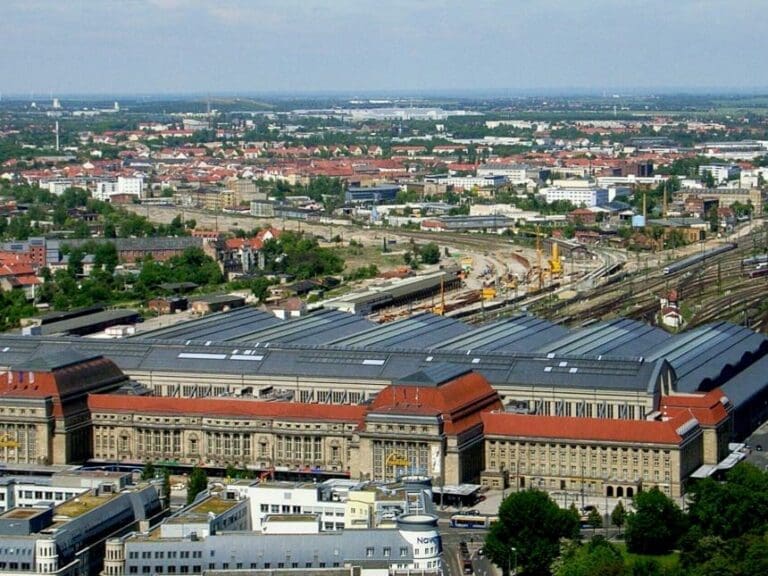 Leipzig: 1,1 Mio. Euro für nicht gebautes Asylheim — Bild: Manecke / wikimedia.org (CC-BY-SA-2.0-DE)