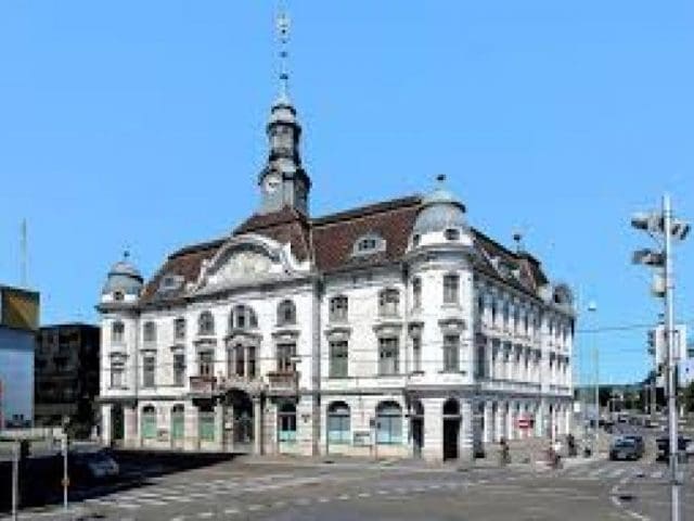 Der Mordversuch an dem 15-jährigen Albaner in Wien-Liesing (Bild: Rathaus) ging vor einem Jahr durch alle Medien.