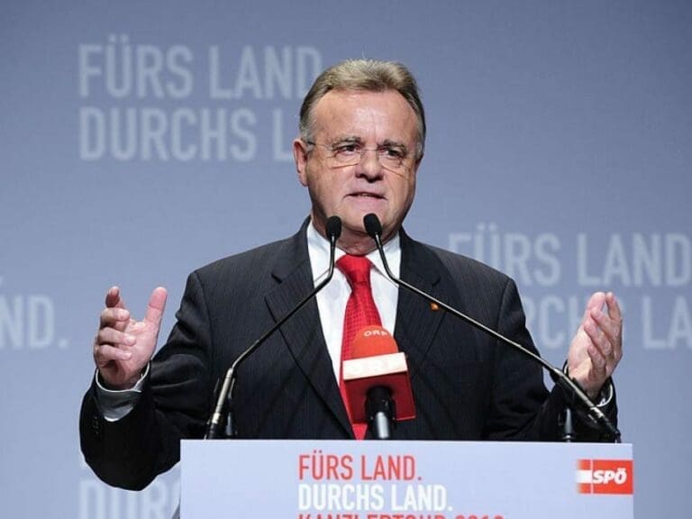 Niessl: "Ausgrenzung der FPÖ war ein Fehler" — Bild: Werner Faymann/ Wikimedia (CC BY-SA 3.0)