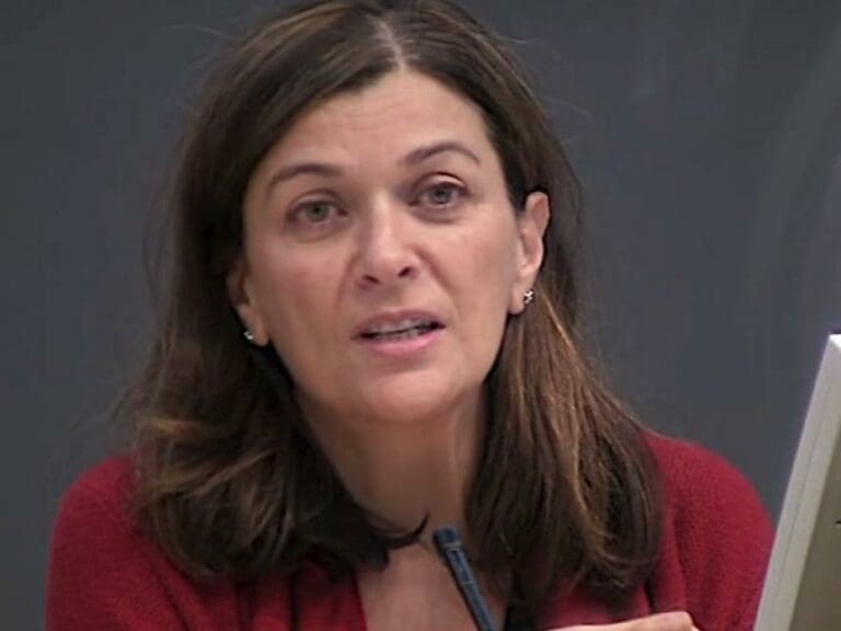 Griechische Ministerin kassierte Mietzuschuss — Bild: ModernMoneyNetwork / Wikimedia (CC-BY-SA-3.0)