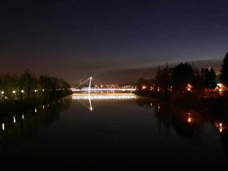 Nach Mordversuch in Wels: Suche nach Bosnier — Bild: Fressmotron / wikimedia.org (PD-self)