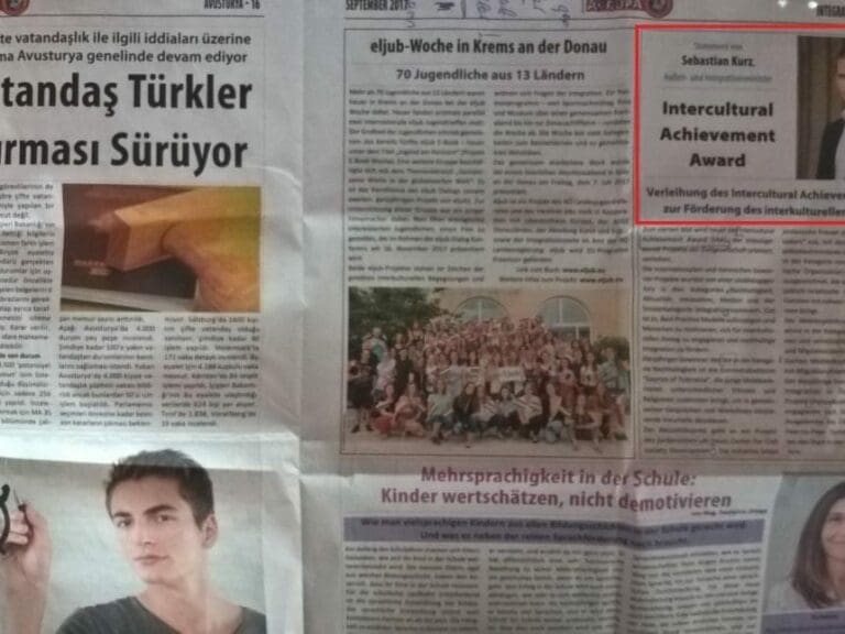 Kurz wirbt in türkischer Zeitung für "Award" — Bild: Unzensuriert.at