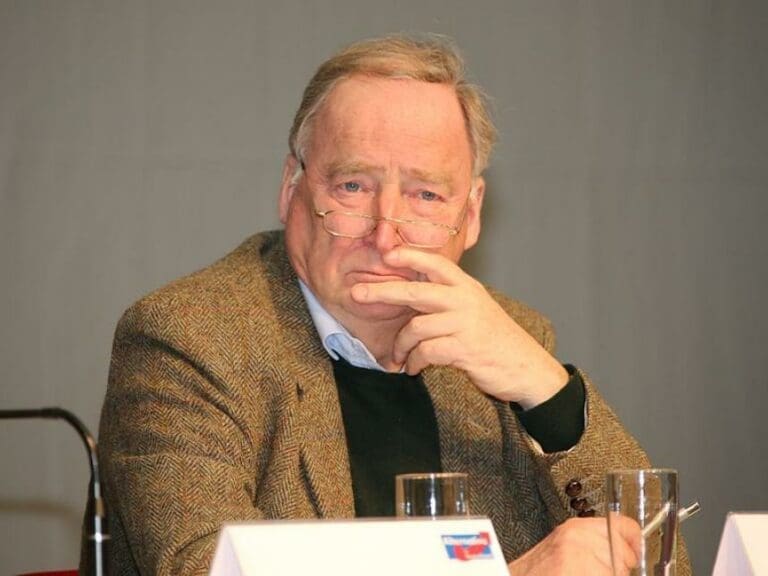 Gauland: „Wir können es uns aus Sicherheitsgründen nicht mehr leisten, noch mehr Muslime unkontrolliert nach Deutschland einwandern zu lassen.“