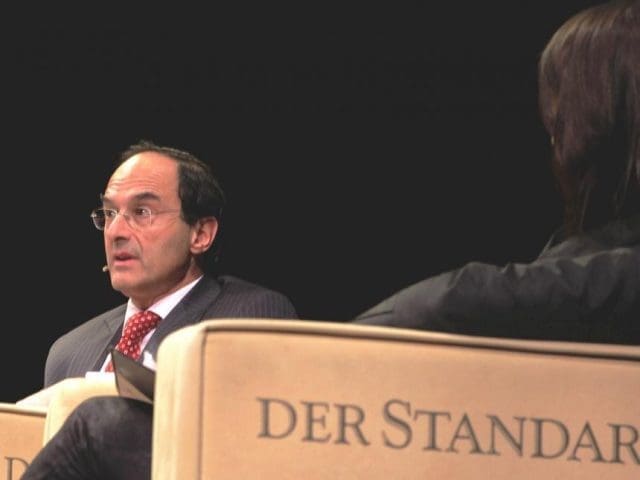 Immer mehr Leser wenden sich von den Mainstream-Medien ab, bemerkt “Der Standard” ganz ohne Selbstkritik.