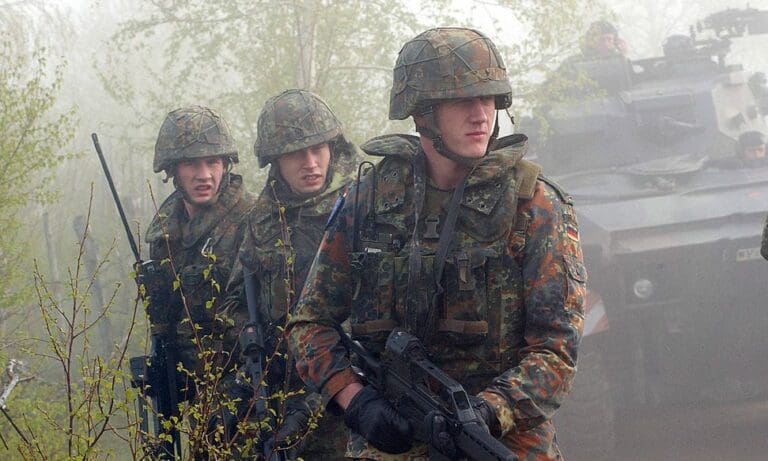 Bundeswehr — Ssgt Maria Lorente / Wikimedia (public domain)