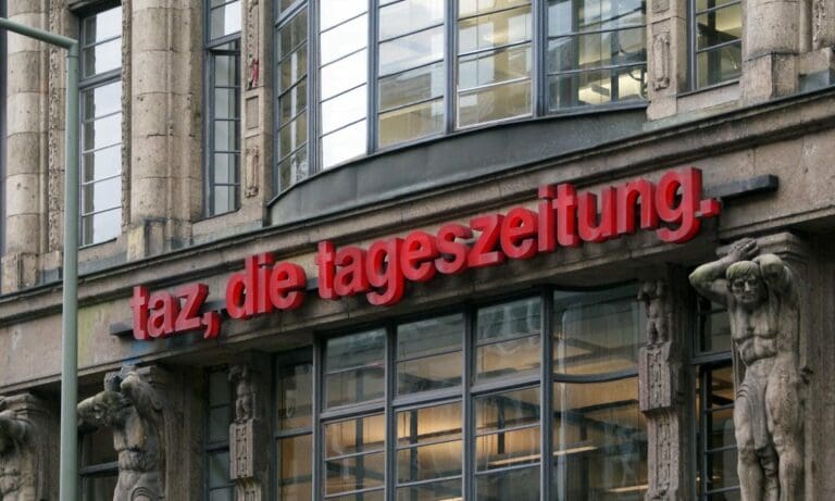 "taz": Polizisten sind "berufsunfähiger Müll" — Marc Wathieu / flickr.com (CC BY-NC-ND 2.0)