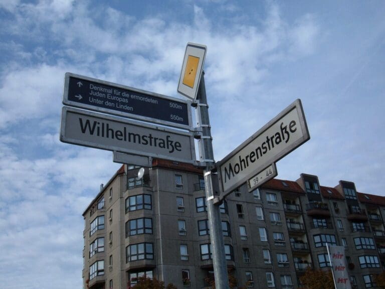 Umbenennungswahn wird selbst Linken zuviel — BrokenSphere / wikimedia.org (CC BY-SA 3.0)
