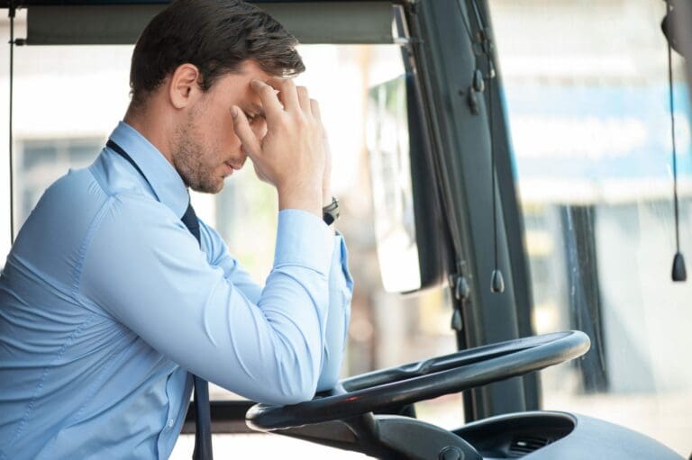 Busfahrer verweigern aus Angst den Dienst — iakovenko123 / depositphotos.com