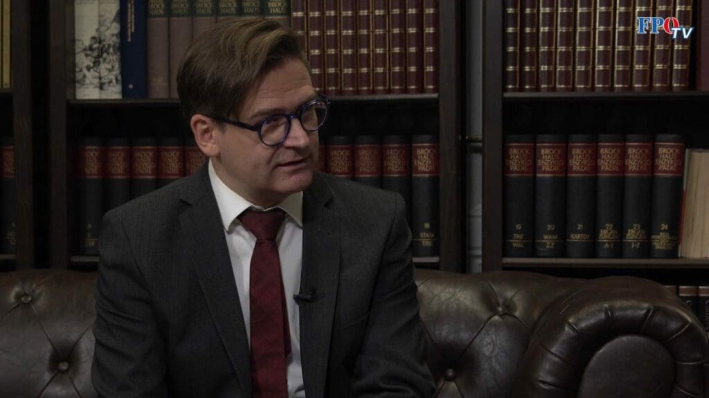 Dr. Alexander Scheer