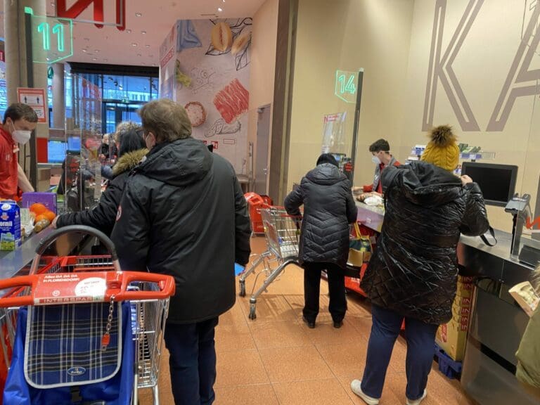 Einkaufen — unzensuriert