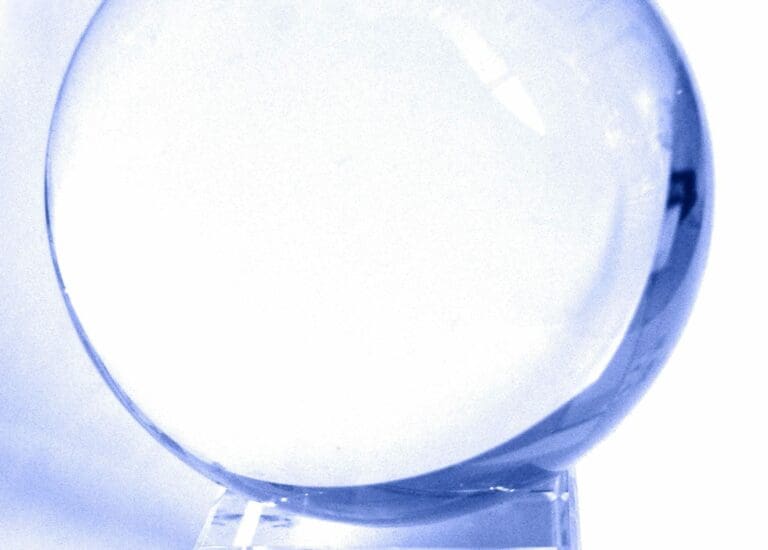 Glaskugel_CrystalBall — Eva K. / Wikimedia (CC BY-SA 2.5)