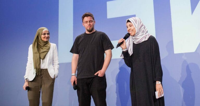 Islamismus-Skandal: WDR distanziert sich nun doch von El-Hassan – und lässt sie vorerst nicht moderieren — re:publica / wikimedia.org (CC BY 2.0)