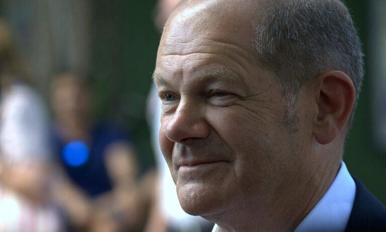 ARD mit absurder Doku über angeblich starke Bundesregierung “am Limit” — Michael Lucan / wikimedia (CC BY-SA 3.0 de)