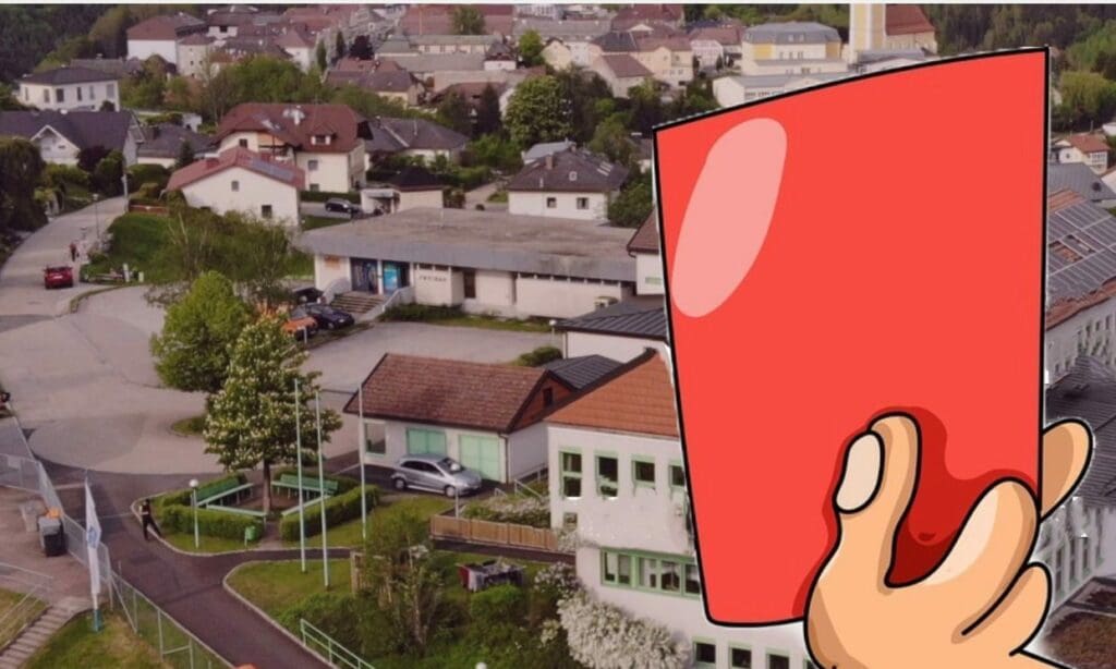 Schule und rote Karte