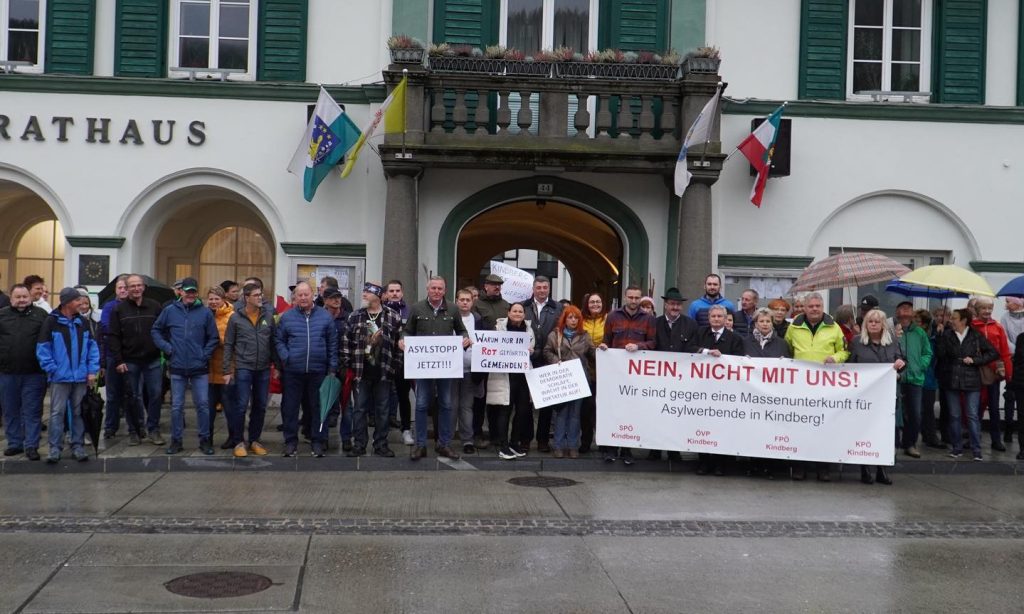 Demonstration in Kindberg am 4.11.2022