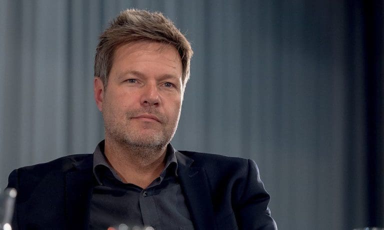 Habeck kneift vor TV-Duell mit Weidel — Heinrich-Böll-Stiftung / wikimedia commons (CC BY SA 2.0)