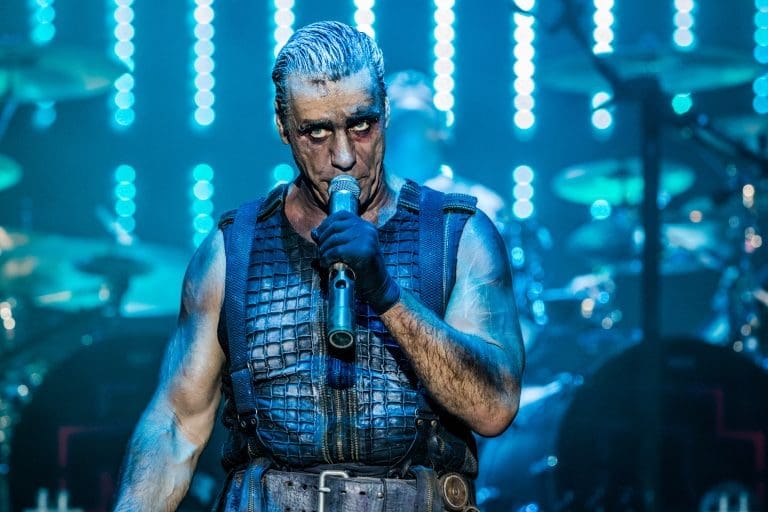 Rammstein-Frontmann Lindemann rehabilitiert — benhoudijk / depositphotos.com