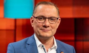 Tino Chrupalla erntet indirekte Unterstützung durch Lausitzer Füchse — Superbass / wikimedia commons (CC BY SA 4.0)