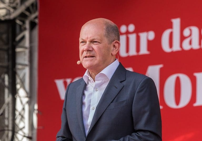 Enger Kontakt zwischen Correctiv und Regierung — Raimond Spekking / wikimedia commons (CC BY SA 4.0)