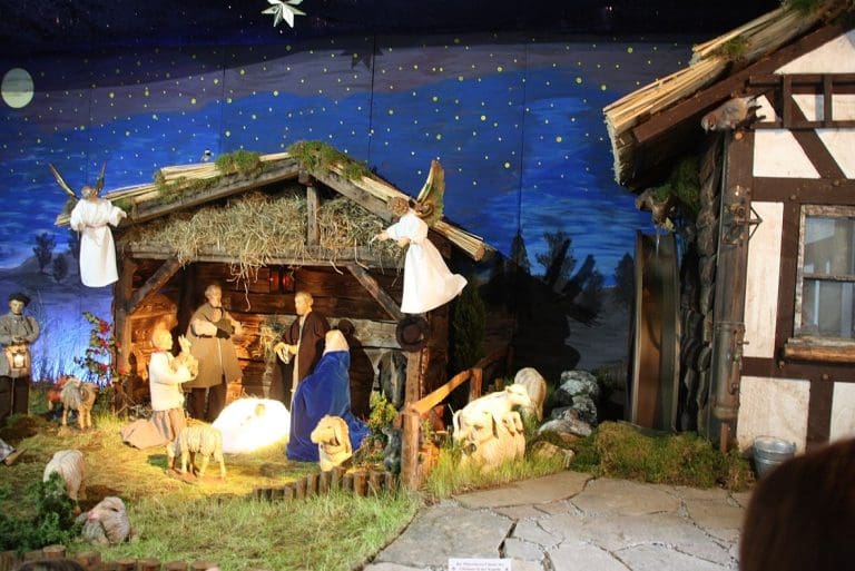 „Queeres“ Weihnachts-Krippenspiel in Berlin —  	Papa1234 wikimedia commons (CC BY SA 3.0)