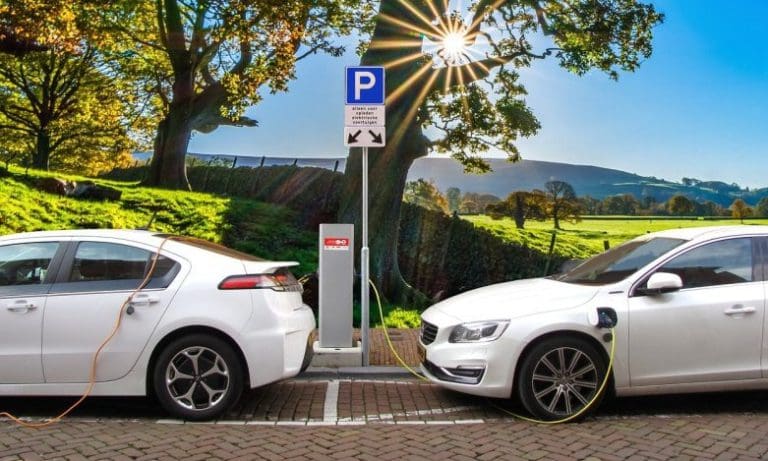 Elektroautos — Joenomias / pixabay.com