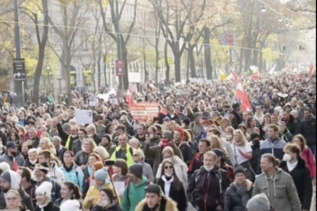 FAIRDENKEN, Demo