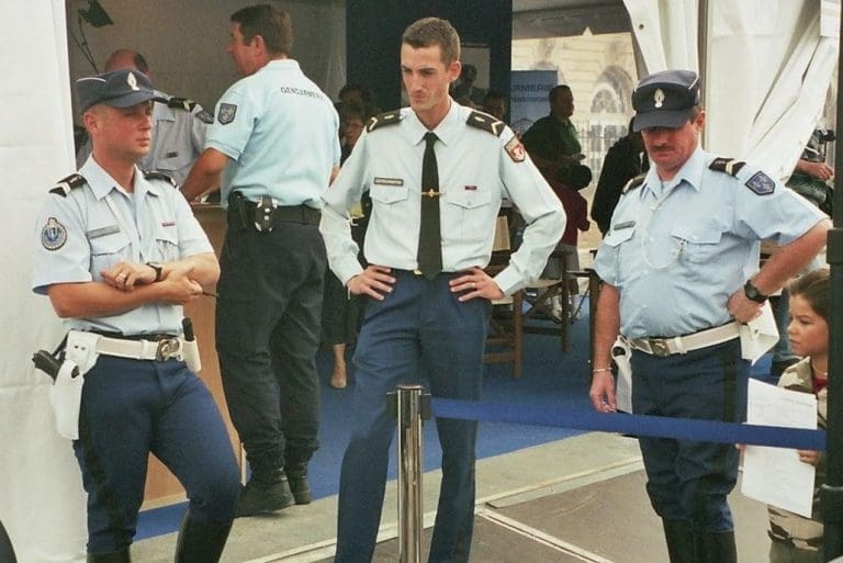 Polizei beklagt Rechtlosigkeit auf den Straßen  — David Monniaux / Wikimedia (CC BY-SA 3.0 Deed)