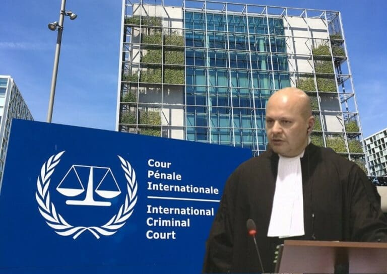 Internationaler Strafgerichtshof und IStGH-Chefankläger Karim Khan — justflix / Wikimedia CC BY-SA 4.0 Deed / Khmer Rouge Tribunal (ECCC) / Wikimedia CC BY 2.0 Deed