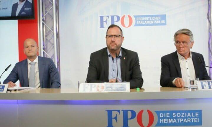 Rechtsanwalt Michael Schilchegger, Christian Hafenecker und Peter Westenthaler