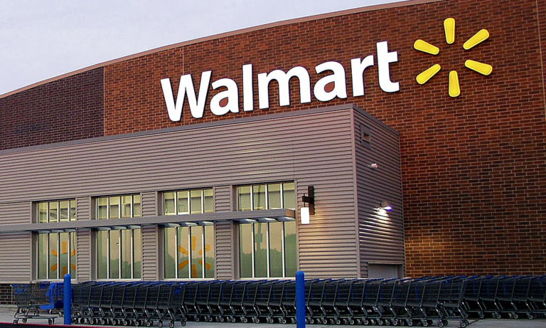 Kaufhaus-Kette Walmart schwört "Woke"-Ideologie ab —  	Walmart Corporate / wikimedia commons (CC BY 2.0)