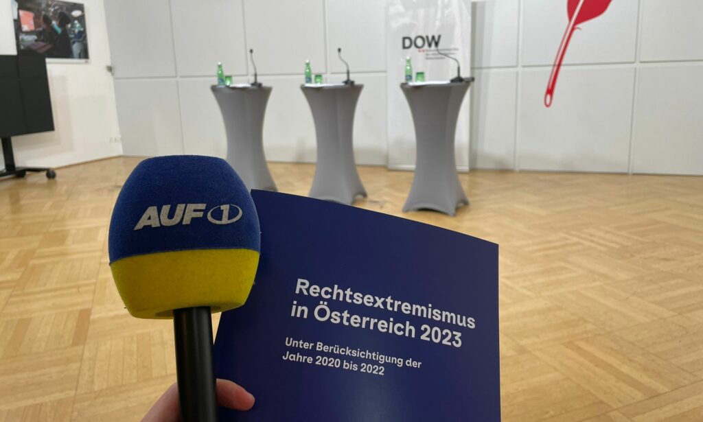 DÖW-PK mit AUF1-Mikro