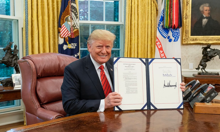 Netanjahu nominiert Trump für Nobelpreis —  	Donald Trump / wikimedia commons, public domain