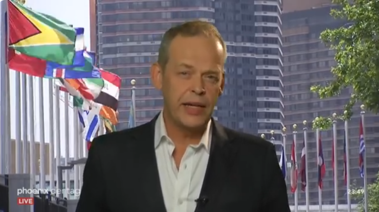 Nach islamistischer Anschlagsserie: ZDF-Journalist vermutet rechte Verschwörung — phoenix / YouTube