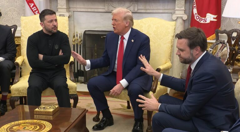 President_Trump_and_Ukrainian_President_Zelenskyy_Clash_During_Meeting_in_Oval_Office,_Feb._28,_2025 — The White House / Wikimedia / Public domain