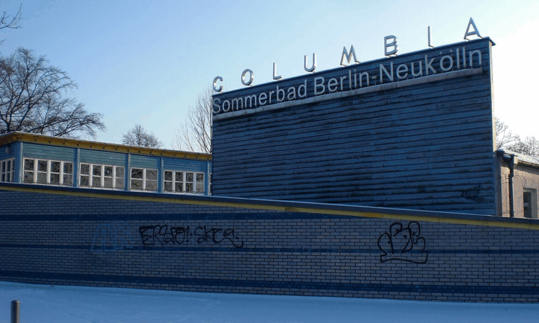 Fünf Verletzte nach Massenschlägerei im Freibad — onnola / wikimediacommons.org (CC BY SA 2.0)