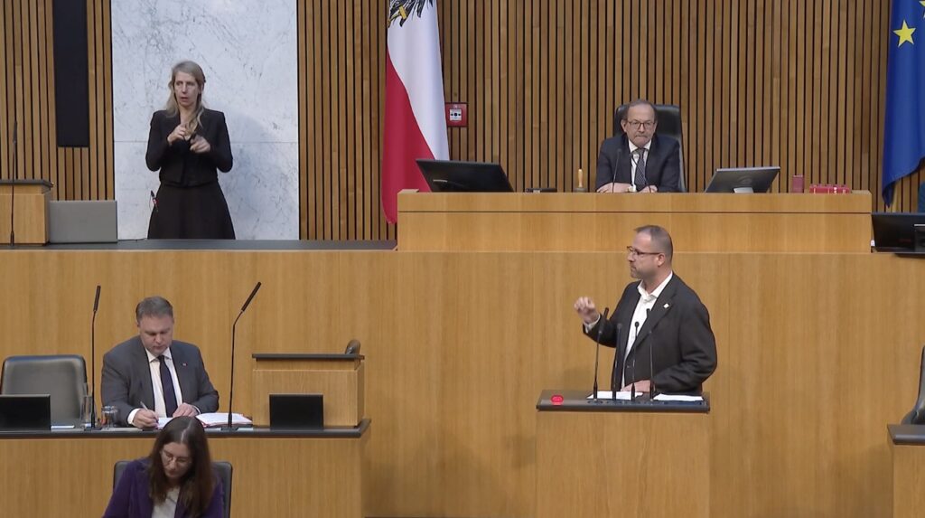 Babler, Hafenecker, Parlament